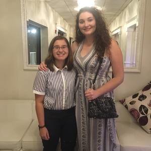 Meet your Posher, Nicole